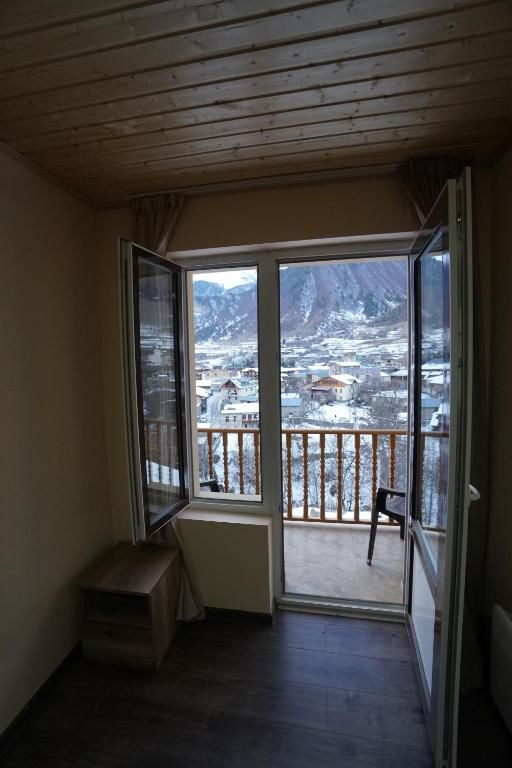 Отель Mestia Hotel Residence Местиа-28